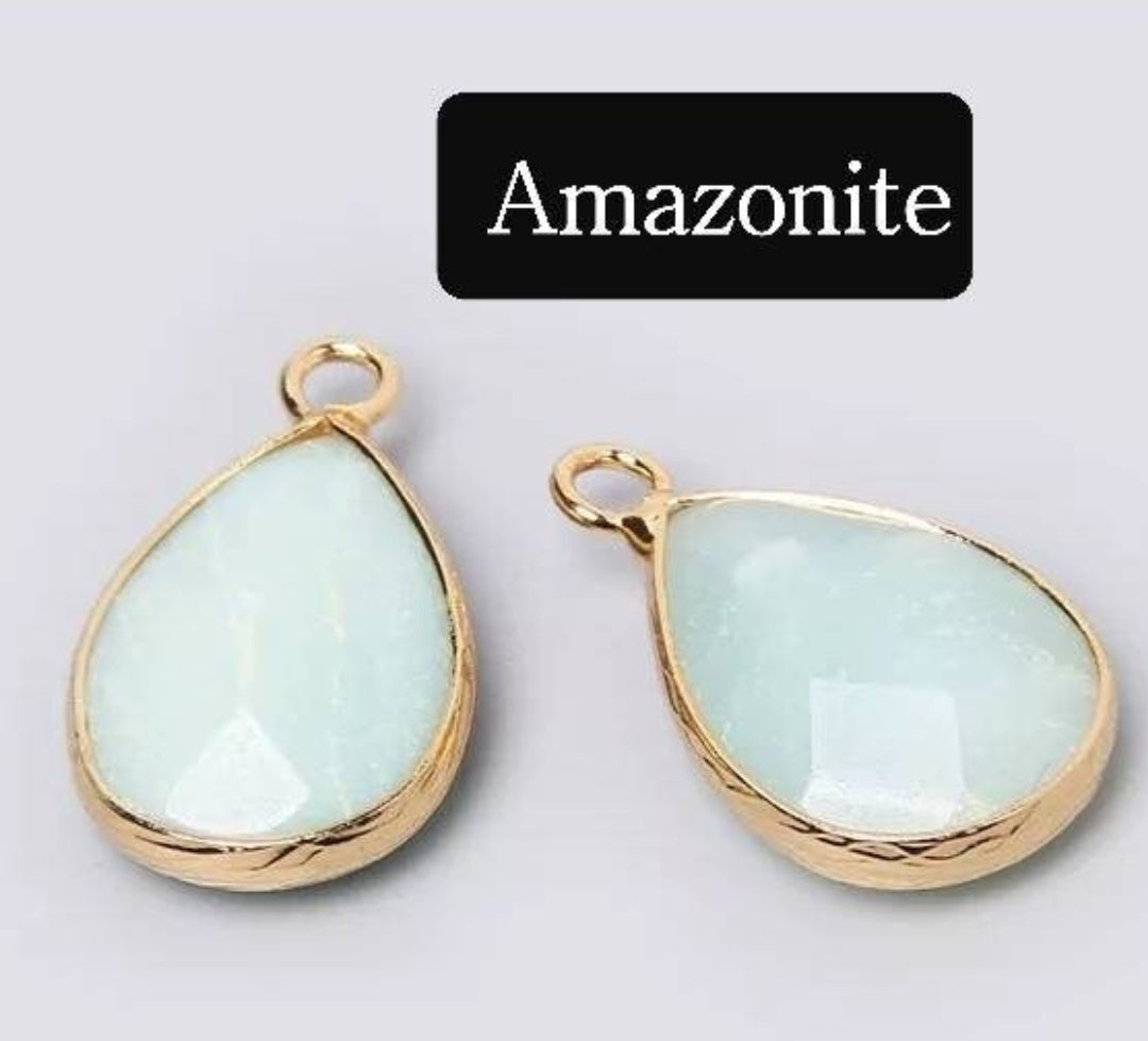 Faceted stone drop necklace