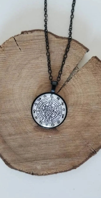 Collier pentacle roue du zodiaque wicca