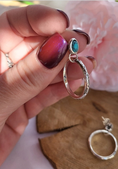 Native American shamanic earrings with blue howlite cabochon