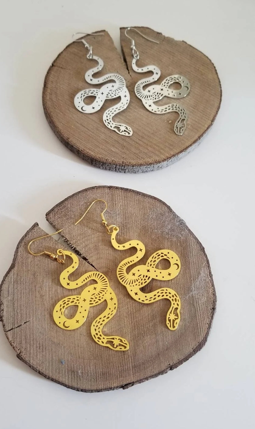 Boucles d'oreilles serpent nāga kundalini protection et prospérité