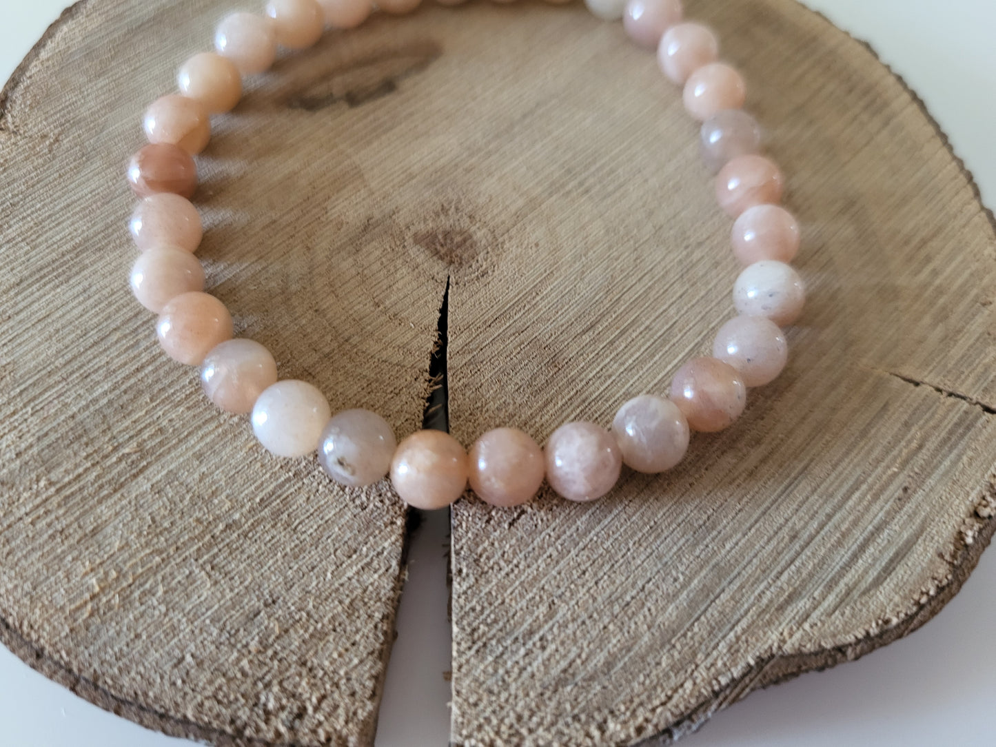 Bracelet en pierre de soleil de diamètre 6