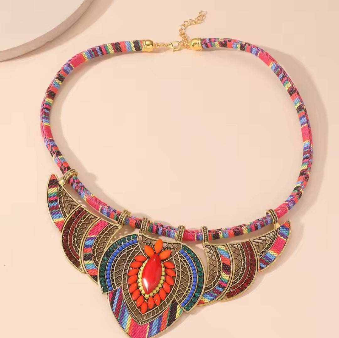 Collier aztèque