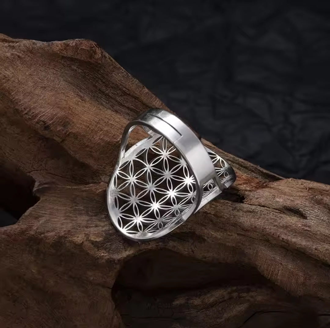 Bague fleur de vie
