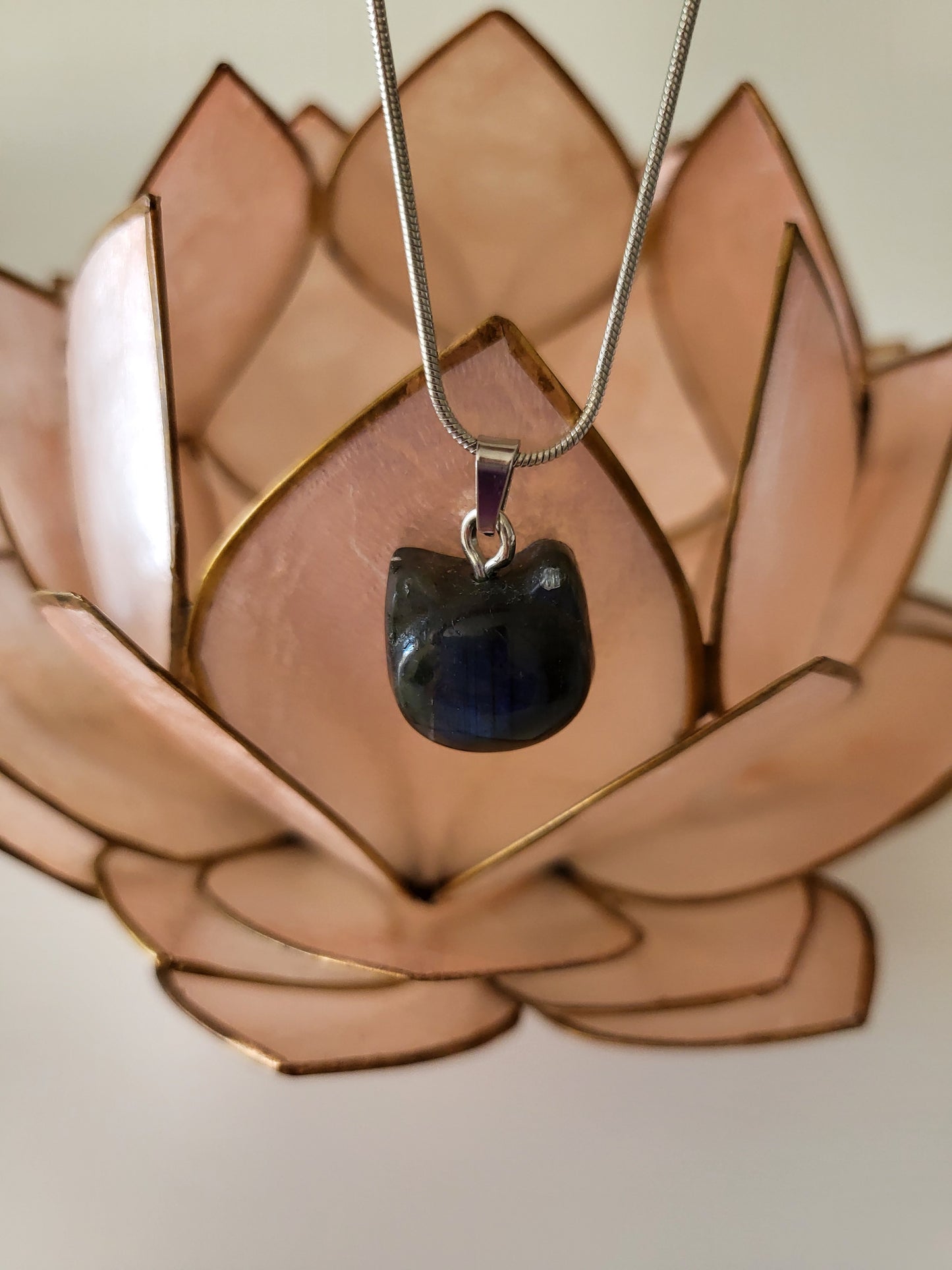 Collier chat en labradorite