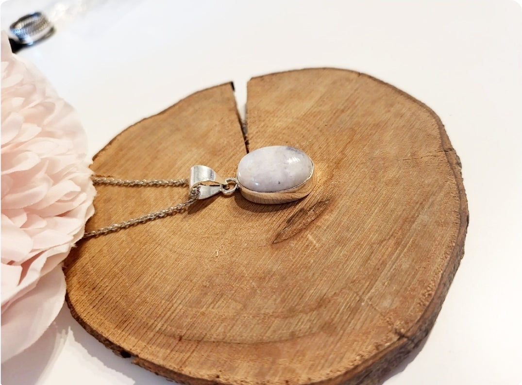 White Labradorite (Peristerite) Pendant Necklace
