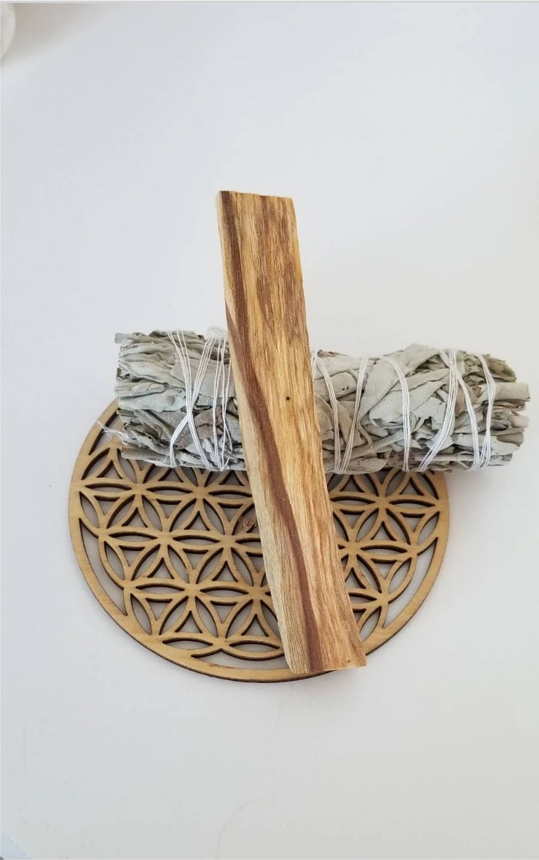 Kit de purification (sauge blanche, palo santo et fleur de vie)