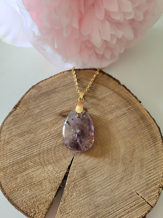 Collier avec pendentif en auralite 23